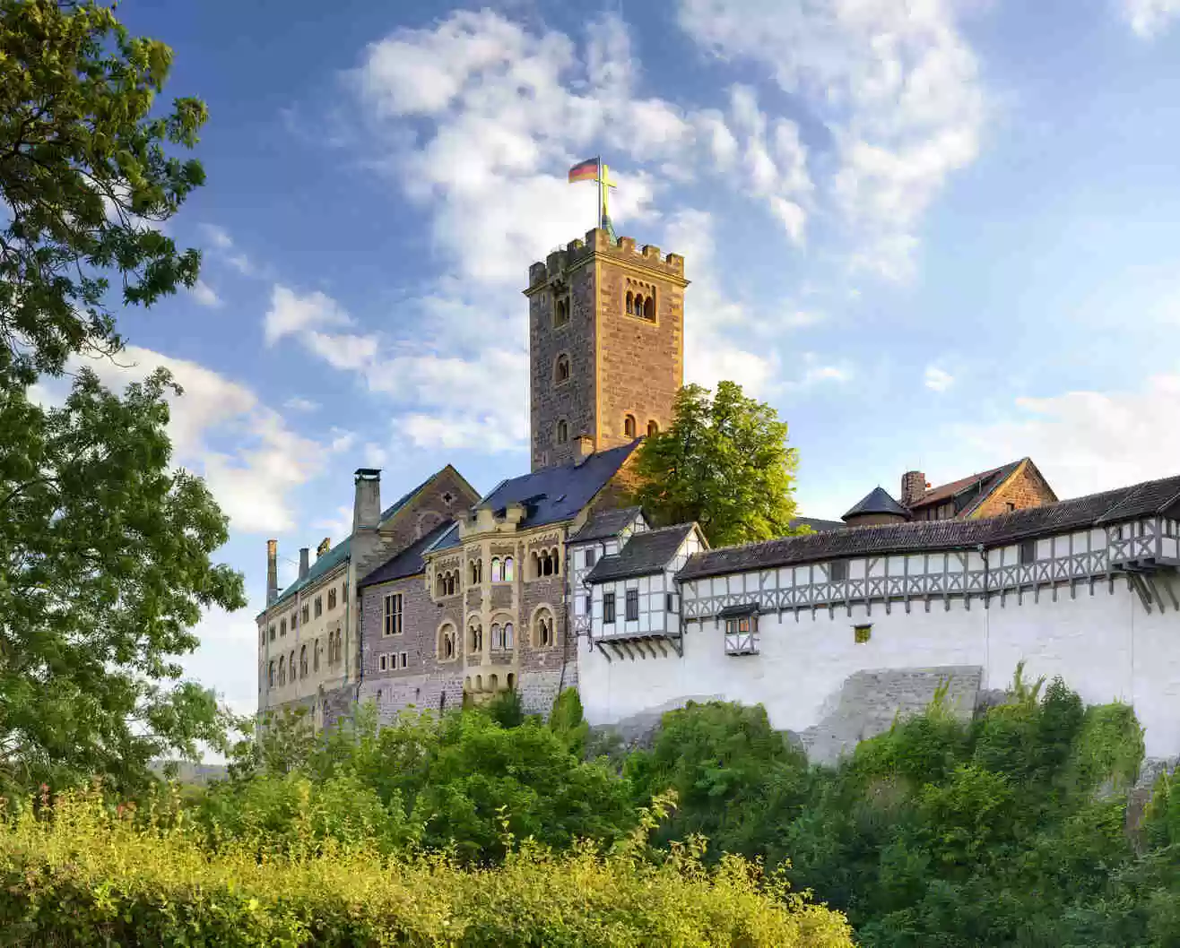 Wartburg Castle and a white wall