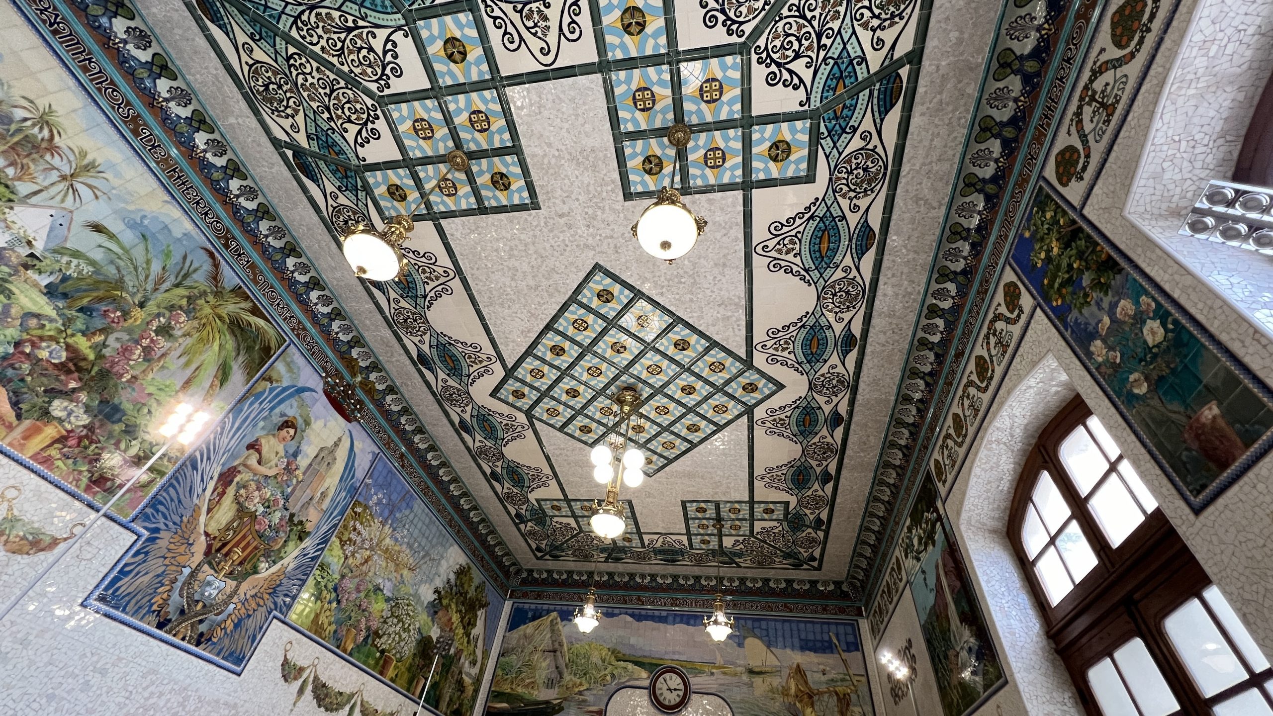 Ceramic ceiling designs at Train Station, Estacio del Nord